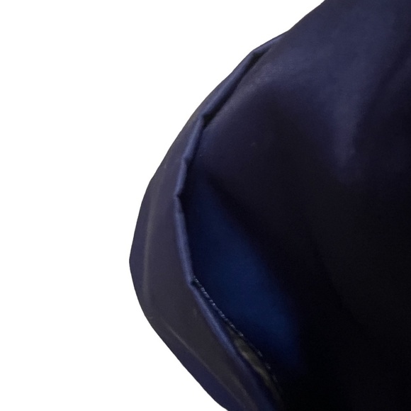 NWT Pacsafe City safe Cx Crossbody Blue Anti Theft Crossbody Moonshape Bag - Picture 14 of 16